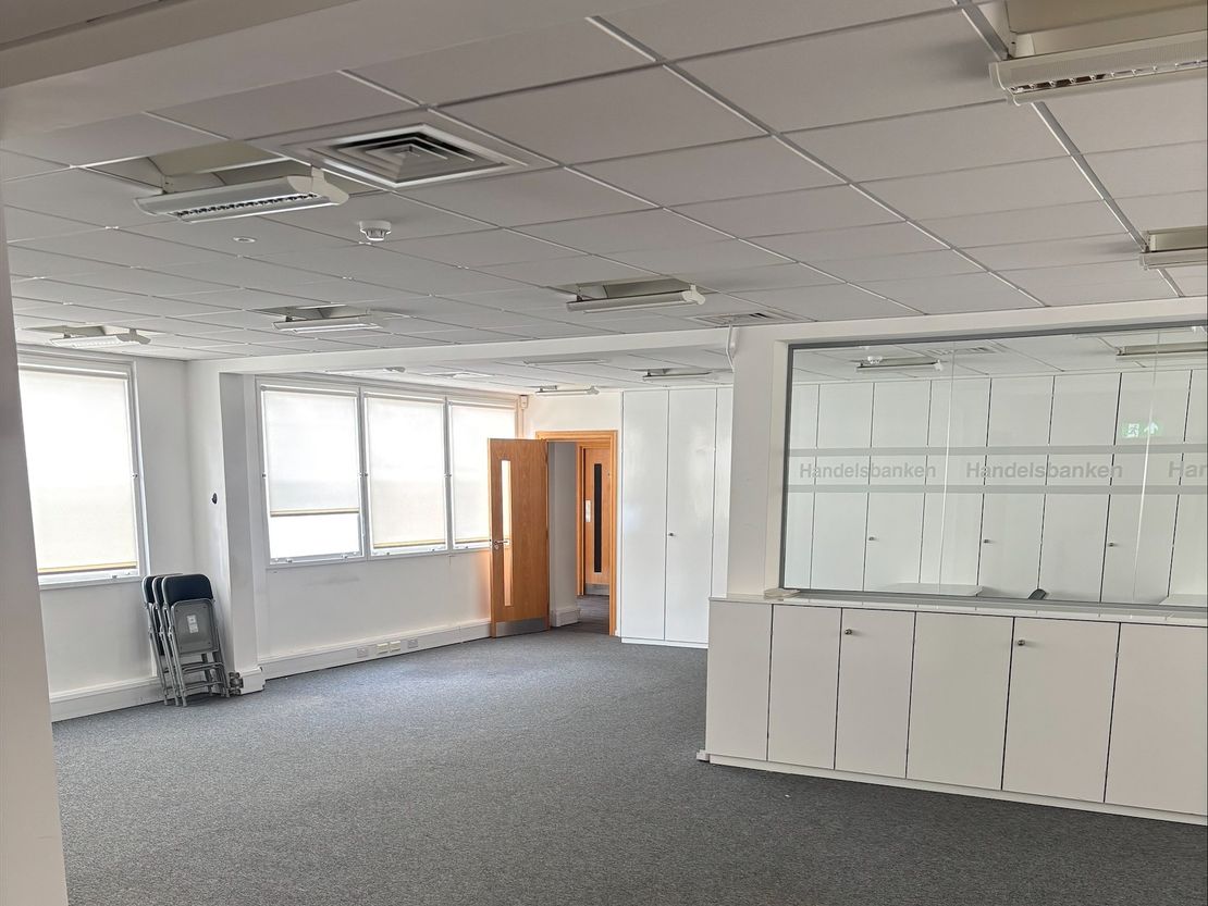Kings Shade Walk, 131 High Street, Epsom, Surrey, KT19 8EF