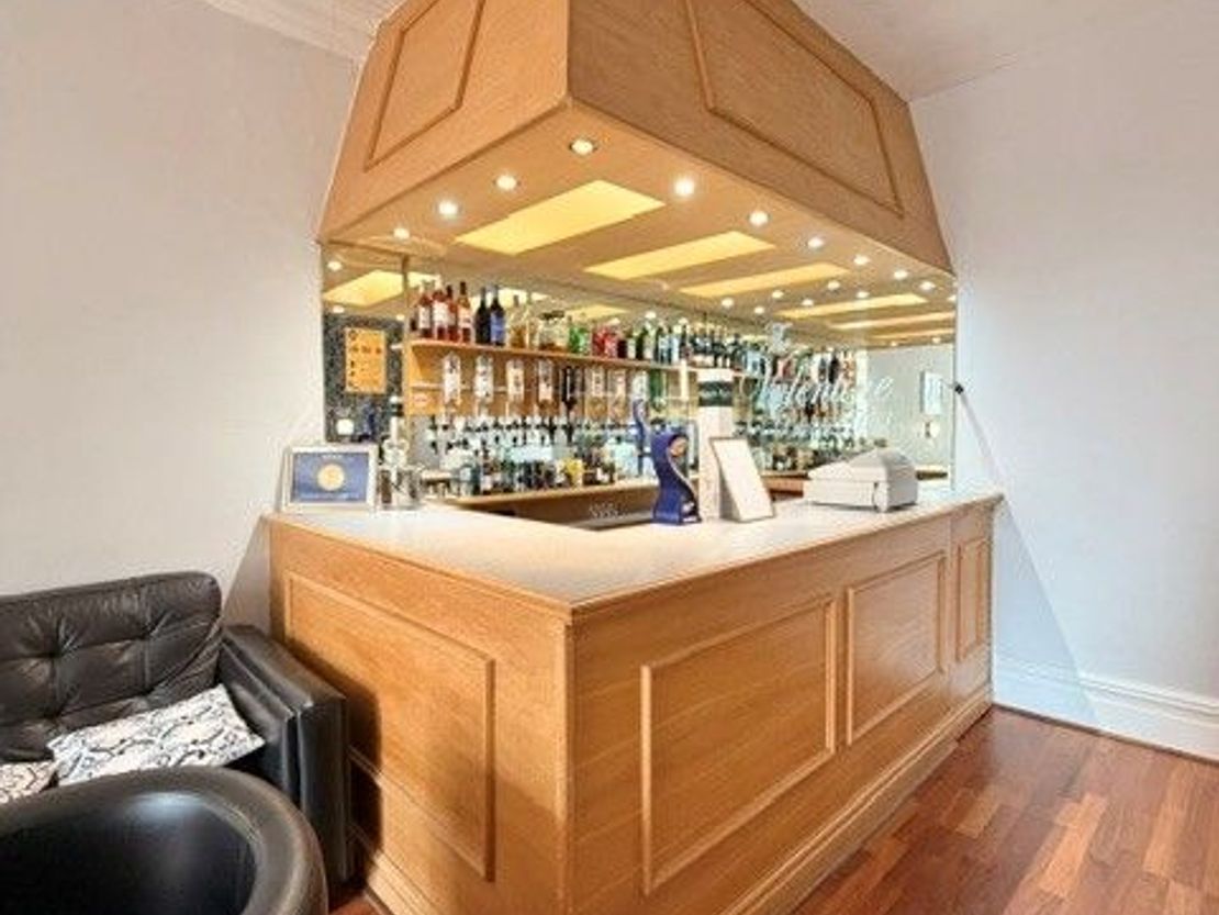 Valentine Hotel 35 Dickson Road, Blackpool, fy1