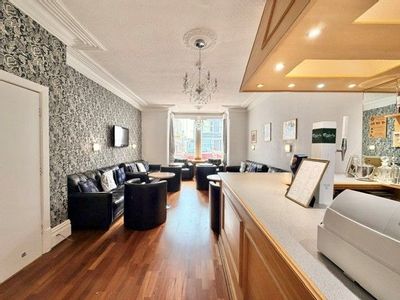 Property Image for Valentine Hotel 35 Dickson Road, Blackpool, fy1