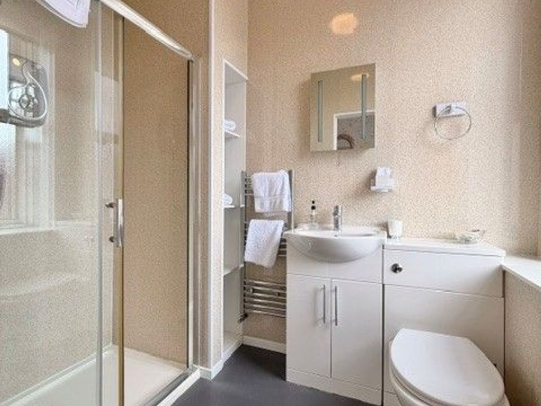 Valentine Hotel 35 Dickson Road, Blackpool, fy1