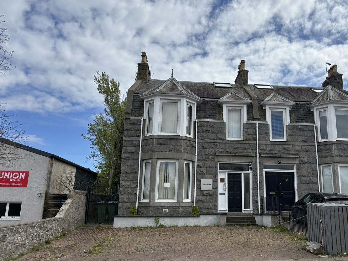 53 Abbotswell Road, Aberdeen, Aberdeenshire, AB12 3AD