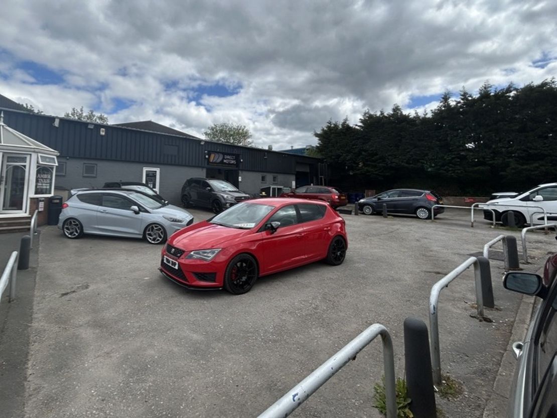 Showroom Premises, Acre Ridge Industrial Estate, Salcombe Road, Alfreton, Derbyshire, DE55 7RG