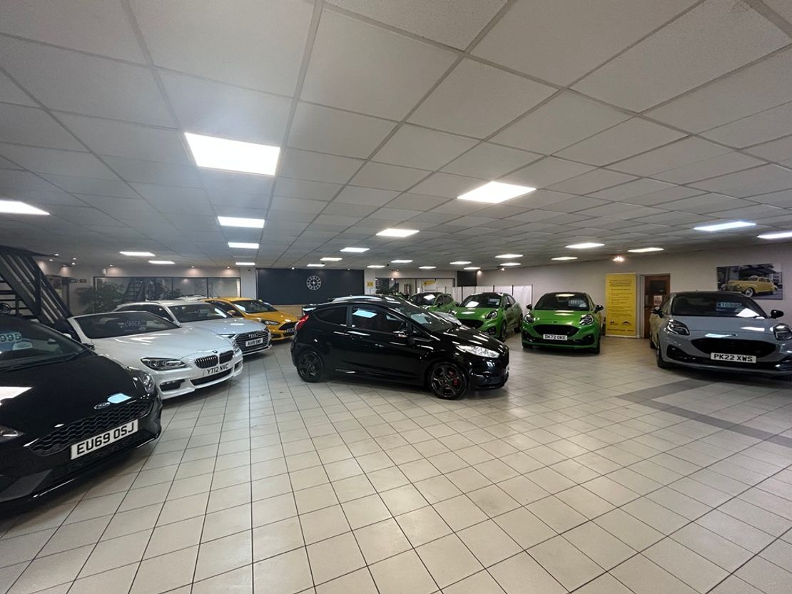 Showroom Premises, Acre Ridge Industrial Estate, Salcombe Road, Alfreton, Derbyshire, DE55 7RG