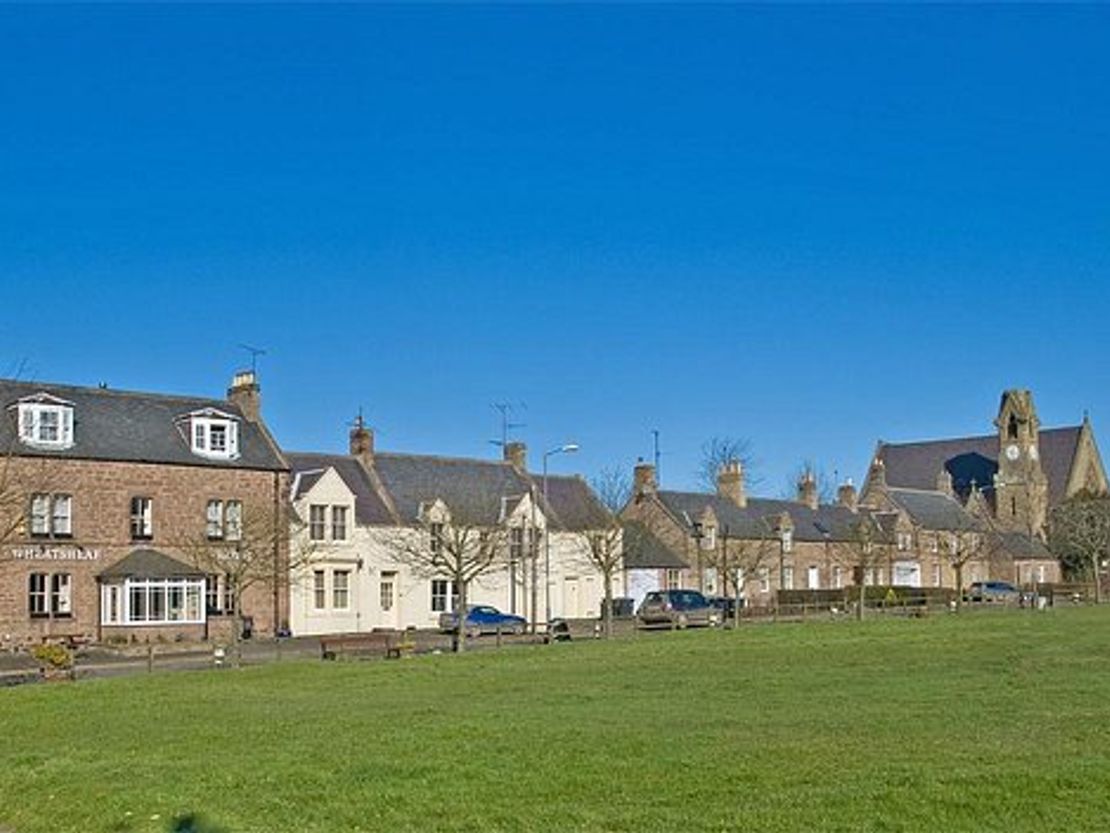 The Wheatsheaf Hotel, Main Street, Swinton, Duns, TD11 3JJ