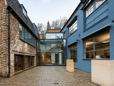 Property Image for 1 Rawstorne Place, London, EC1V 7NL