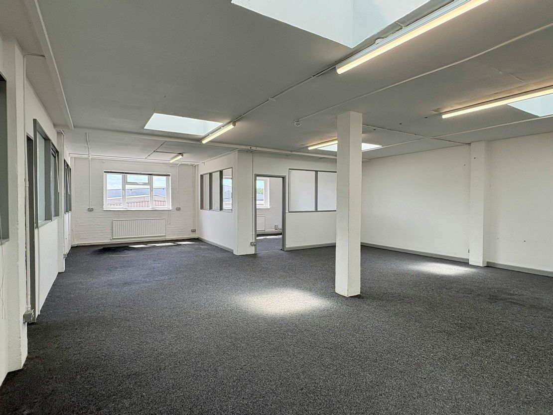 Heathrow Cube, 9 Arkwright Road, Colnbrook, Slough, SL3 0HJ