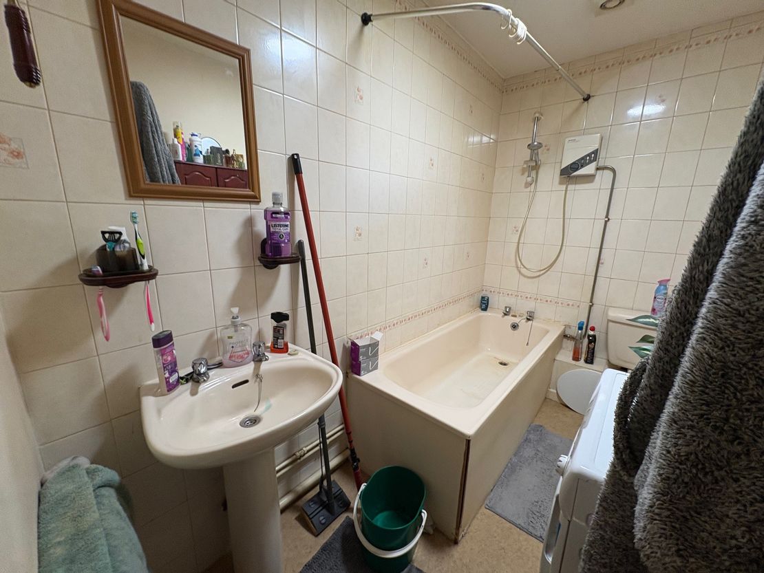 21A Alcester Road, Studley, Warwickshire, B80 7AG