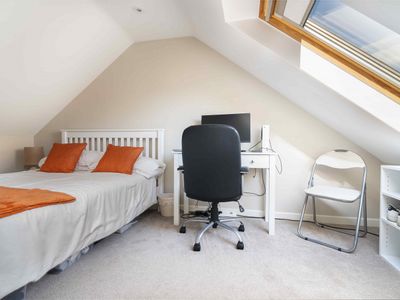 Property Image for Cranmore Ave, Cranmore, Yarmouth PO41 0XR