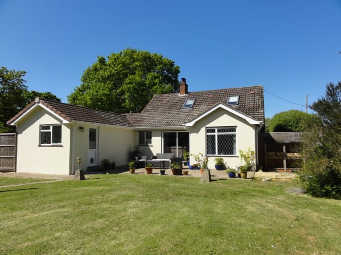Cranmore Ave, Cranmore, Yarmouth PO41 0XR