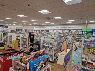 Property Image for 25-27 Bakers Lane, Three Spires Shopping Centre, Three Spires Shopping Centre, Lichfield, West Midlands, WS13 6NF