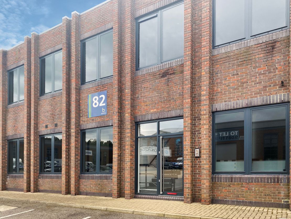 Unit 82, Barwell Business Park, Leatherhead Road, Chessington, Surrey, KT9 2NY