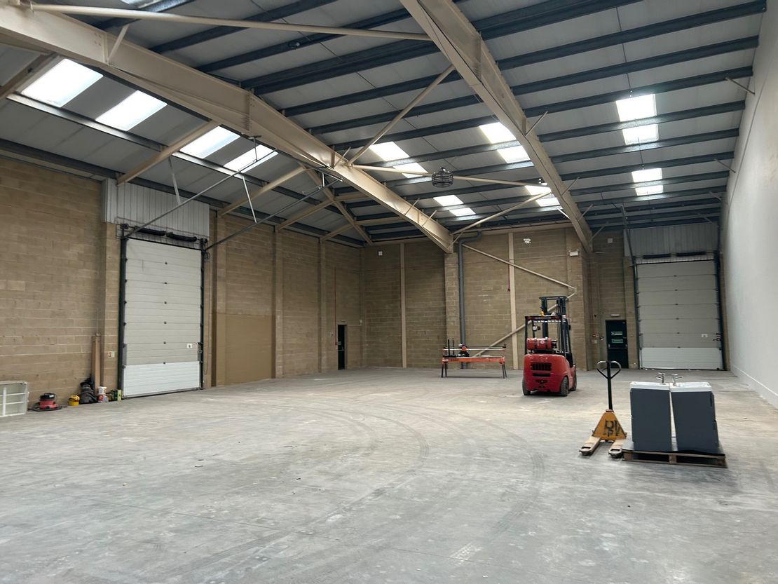 Unit 62, Barwell Business Park, Leatherhead Road, Chessington, Surrey, KT9 2NY