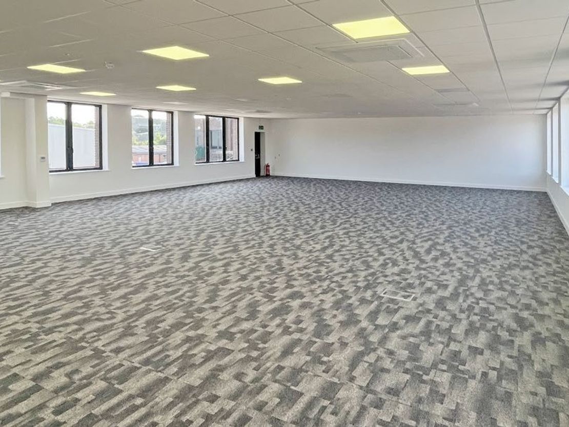 Unit 80, Barwell Business Park, Leatherhead Road, Chessington, Surrey, KT9 2NY