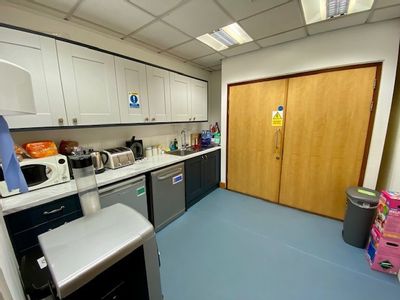 Property Image for Coombe Square, Suite 2, Bath Road, Thatcham, West Berkshire, RG19 4JF