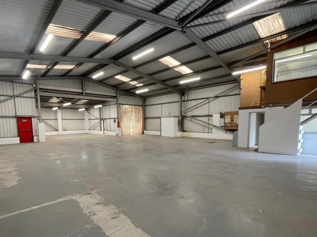Unit 5, Century Yard Industrial Estate, Century Road, Saltend, Hull, East Riding Of Yorkshire, HU12 8FB