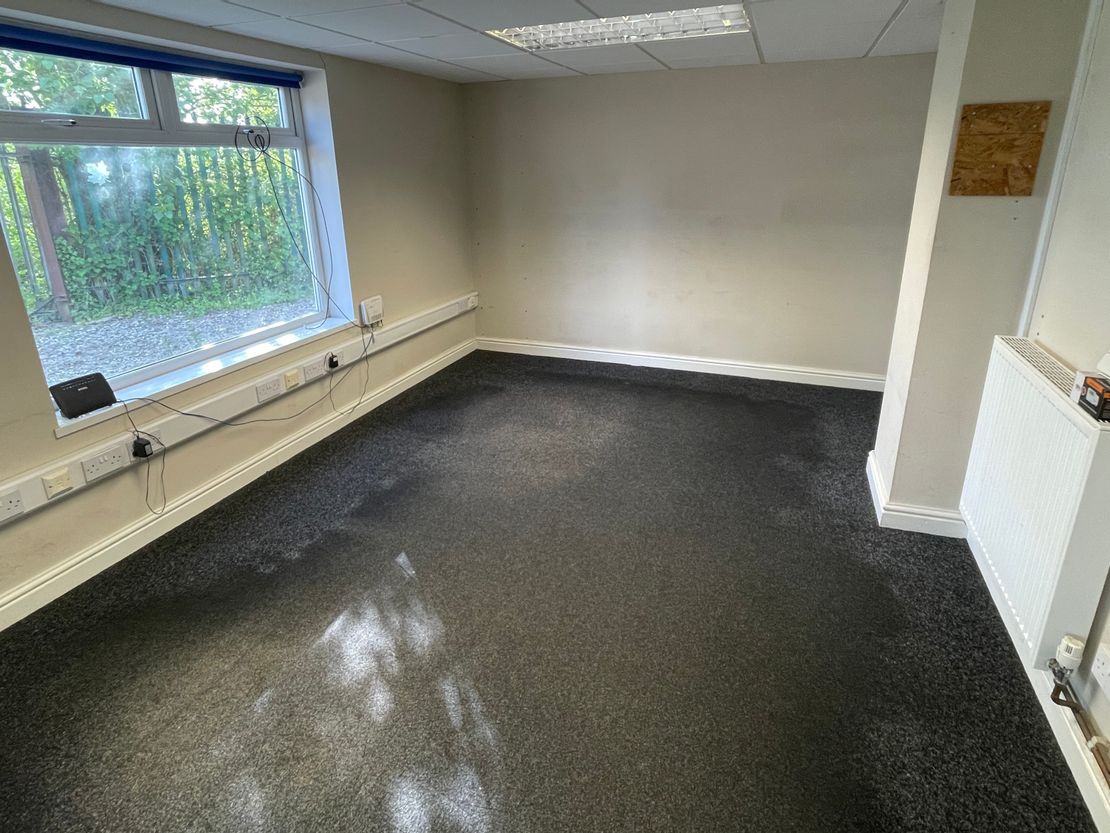 Industrial Unit, Pool Bank Lane, Welton, Brough, East Yorkshire, HU15 1PX