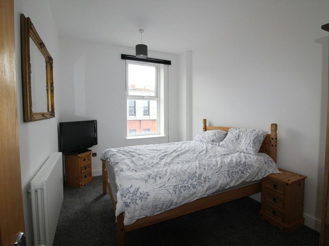 32 Linthorpe Road, Middlesbrough, TS1 1RD