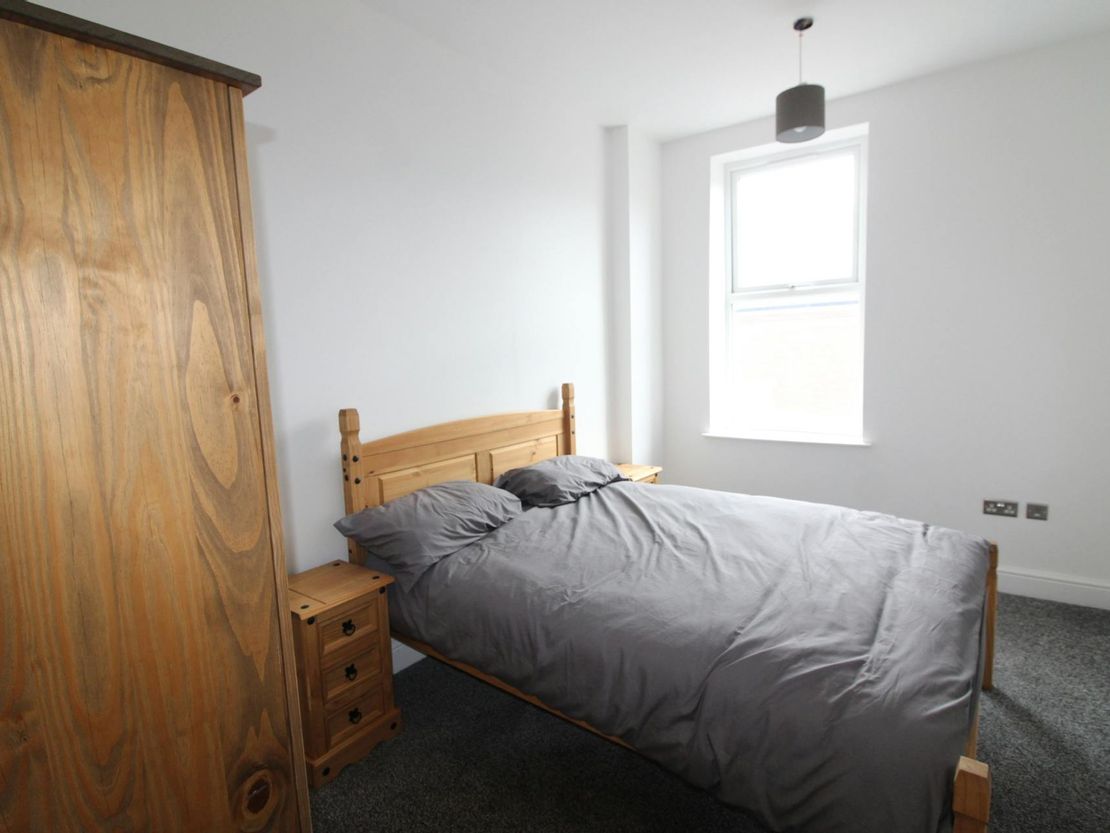 32 Linthorpe Road, Middlesbrough, TS1 1RD