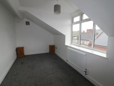 Property Image for 32 Linthorpe Road, Middlesbrough, TS1 1RD