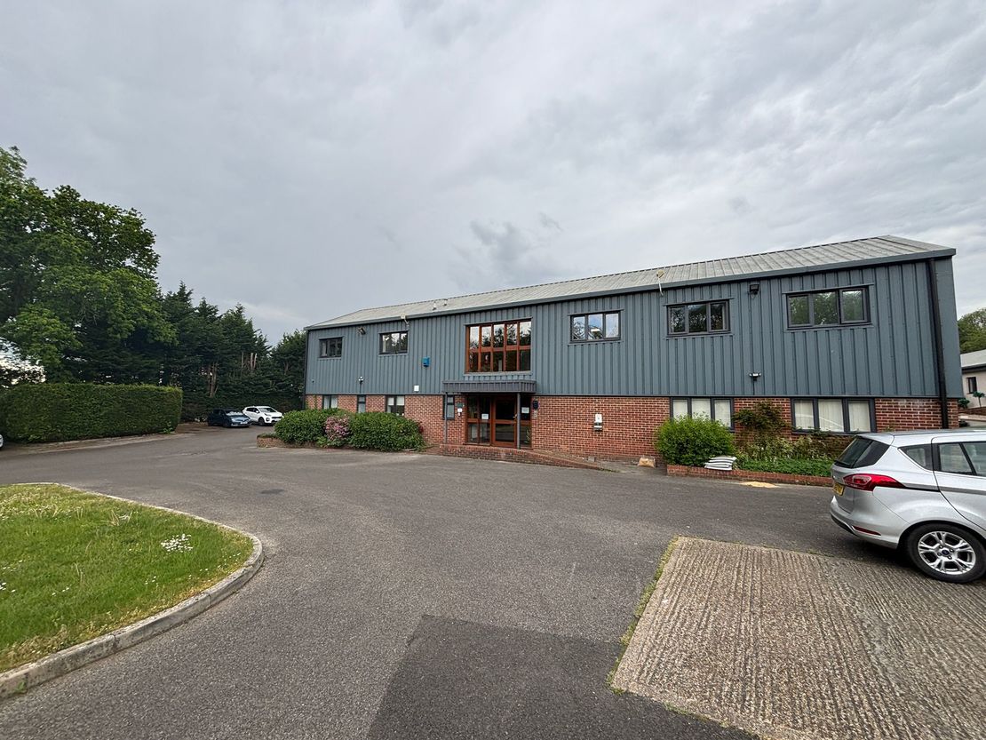 Unit 5B, Tanners Court, Tanners Lane, Shootash, Romsey, Hampshire, SO51 6DP