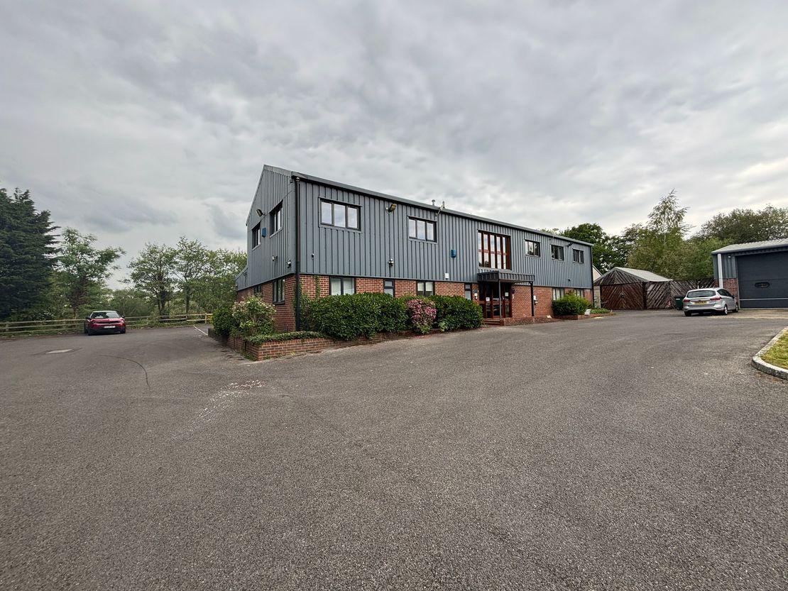 Unit 5B, Tanners Court, Tanners Lane, Shootash, Romsey, Hampshire, SO51 6DP