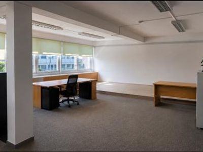 Property Image for 1st Floor, 4 Barrack Street, Hamilton, South Lanarkshire, ML3 0DG