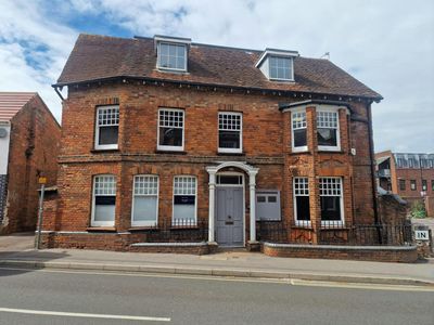 Property Image for Ground Floor, Brinkletts House, 15 Winchester Road, Basingstoke, RG21 8UE