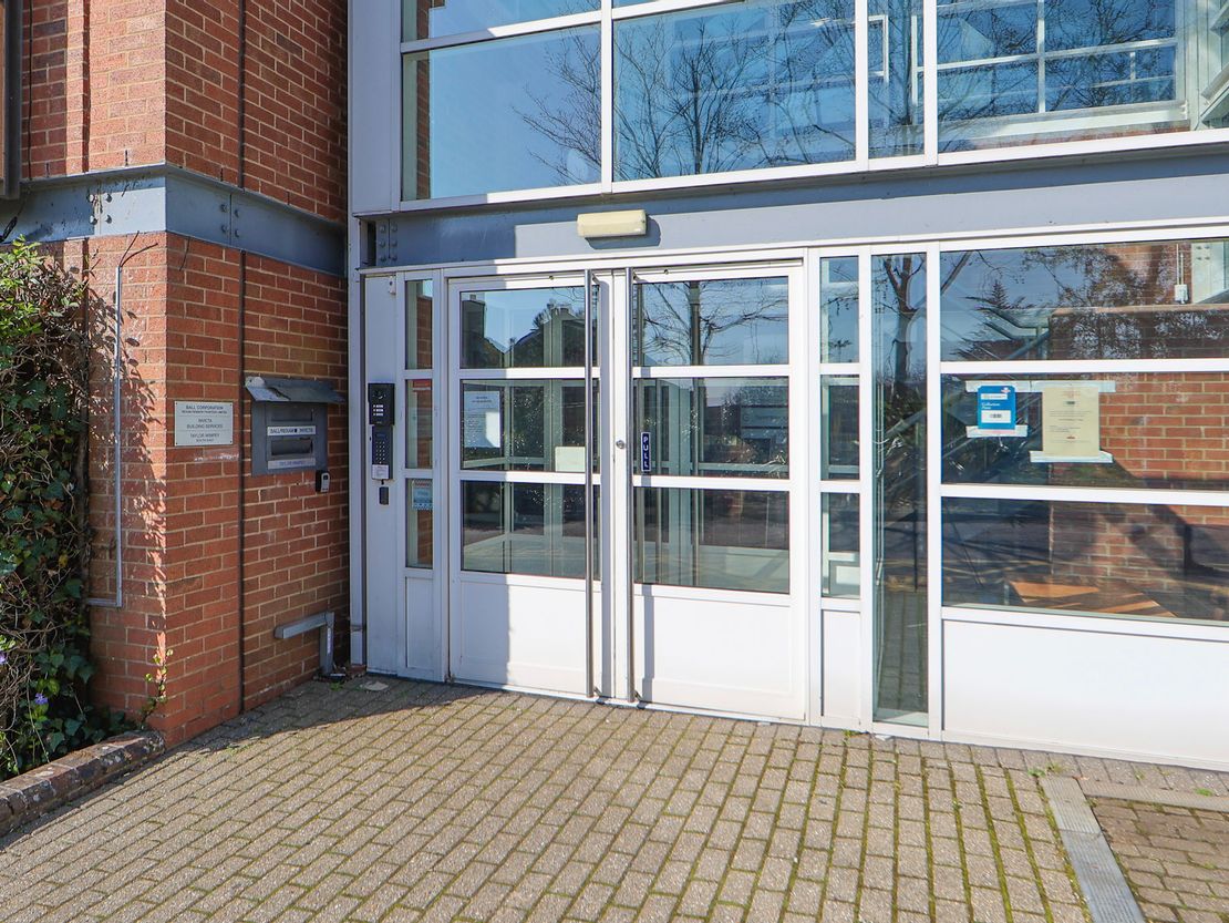 Weald Court, 101-103 Tonbridge Road, Hildenborough, Tonbridge, Kent, TN11 9HL
