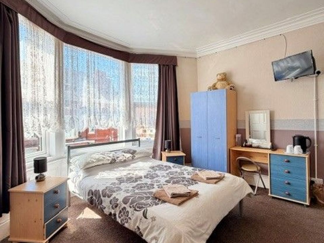 The Gynway, 205 Dickson Road, Blackpool, FY1