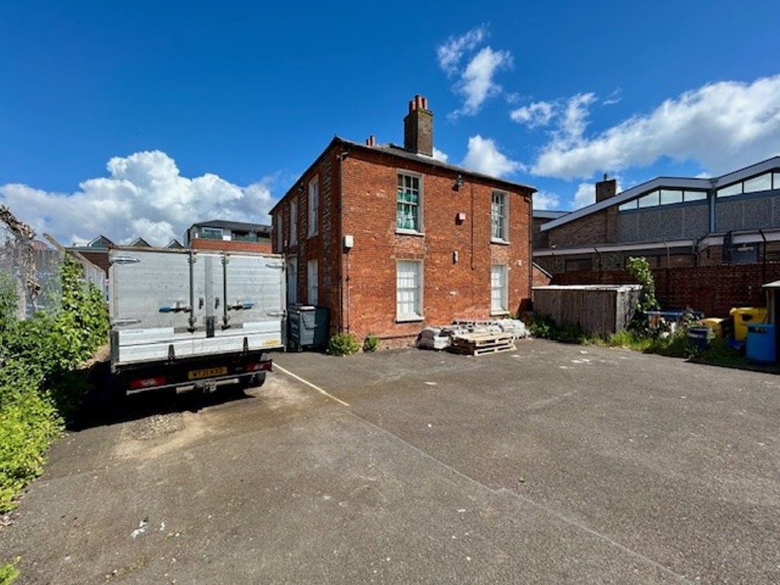 Marsh Cottage, Waldegrave Place, Northbrook Street, Newbury, West Berkshire, RG14 1DS
