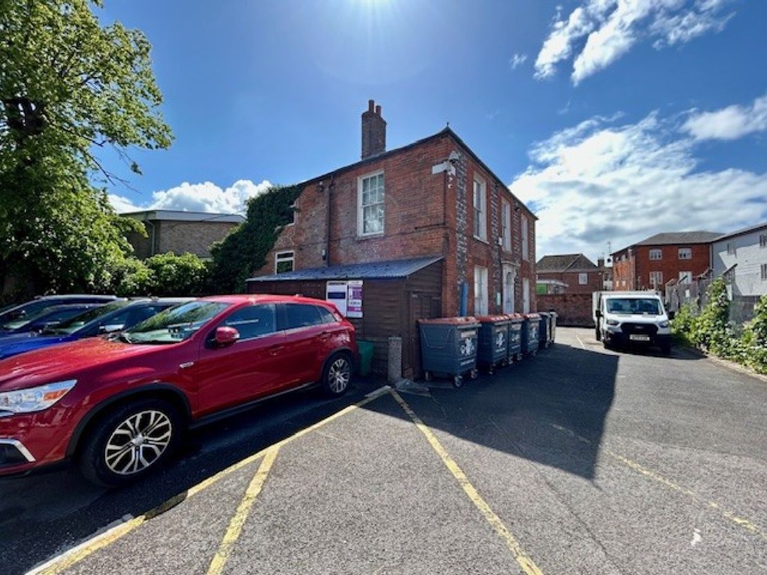 Marsh Cottage, Waldegrave Place, Northbrook Street, Newbury, West Berkshire, RG14 1DS