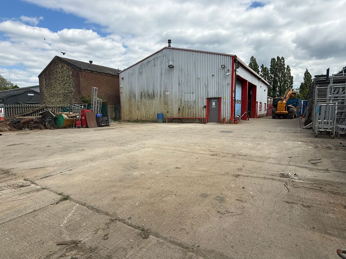 CW Plant, Bridge Road, Cobbs Wood Industrial Estate, Ashford, Kent, TN23 1BB