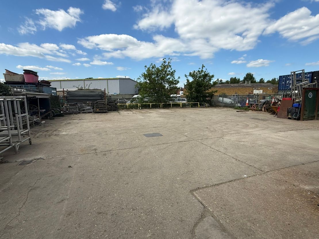 CW Plant, Bridge Road, Cobbs Wood Industrial Estate, Ashford, Kent, TN23 1BB