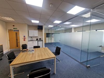 Property Image for Unit 4 Hatch Industrial Park, Greywell Road, Basingstoke, RG24 7NG