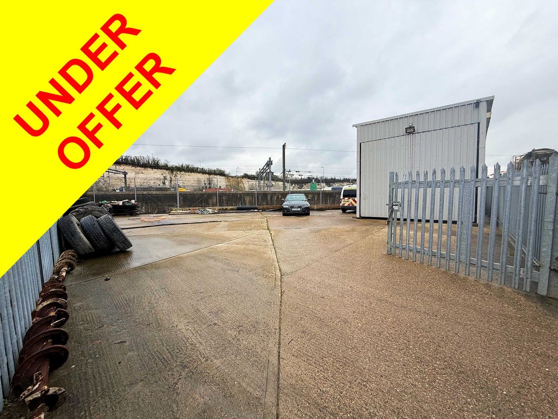 E3 Kent Kraft Industrial Estate, Lower Road, Northfleet, Gravesend, Kent, DA11 9SR