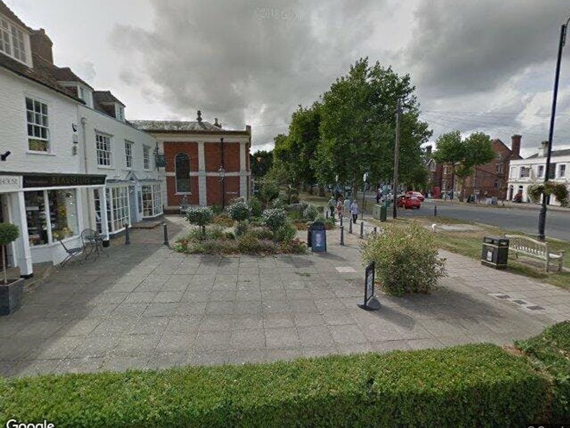63A High Street, Tenterden, TN30 6BD