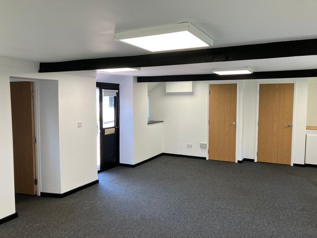 3&4 Britten's Court, Clifton Reynes, Olney, Beds, MK46 5LQ