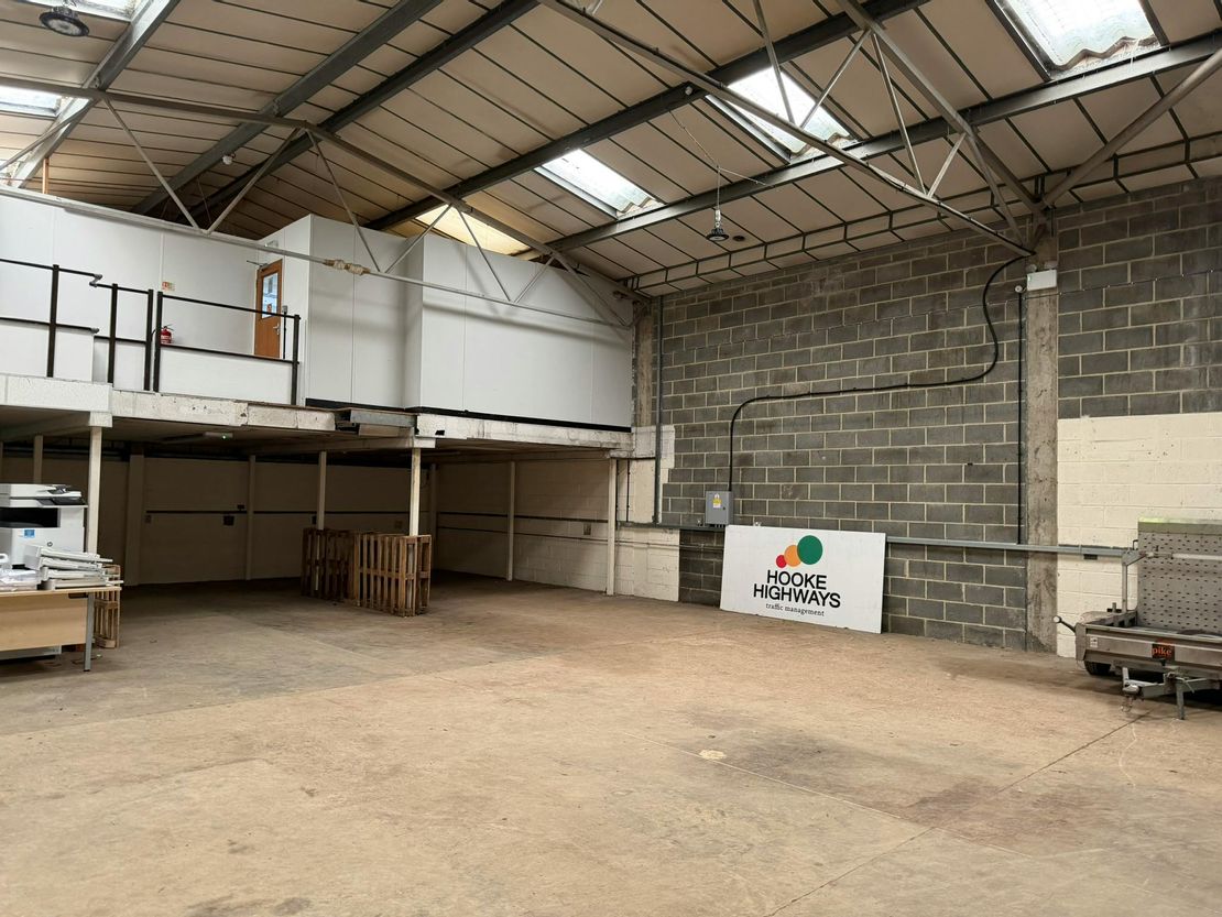 Units F1 & F2, Watlington Industrial Estate, Watlington, OX49 5LU