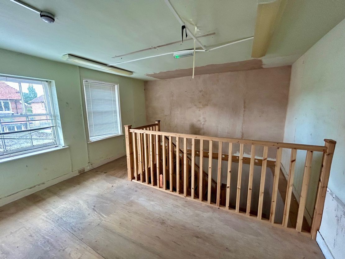 First Floor 20 Reading Road, Pangbourne Reading, Berkshire, RG8 7LY