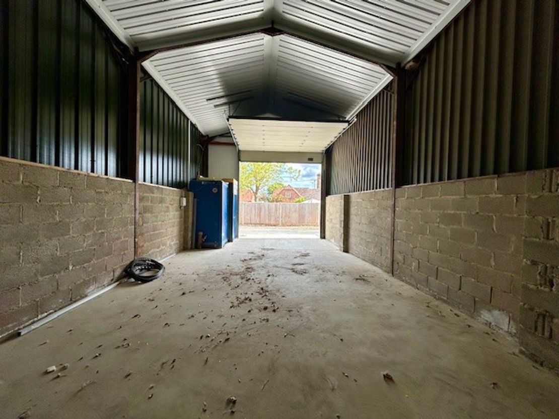 Unit 5 Bullers Farm, Baughurst Road, Baughurst, Tadley, Hampshire, RG26 5LL