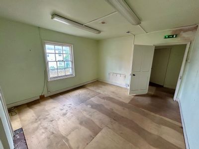 Property Image for First Floor 20 Reading Road, Pangbourne Reading, Berkshire, RG8 7LY