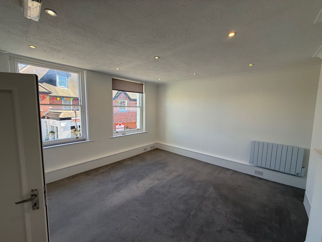 71 High Street, Burnham, Slough, Buckinghamshire, SL1 7JX