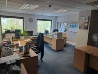 Property Image for 5 Mundells Industrial Estate, Welwyn Garden City, Hertfordshire, AL7 1EW