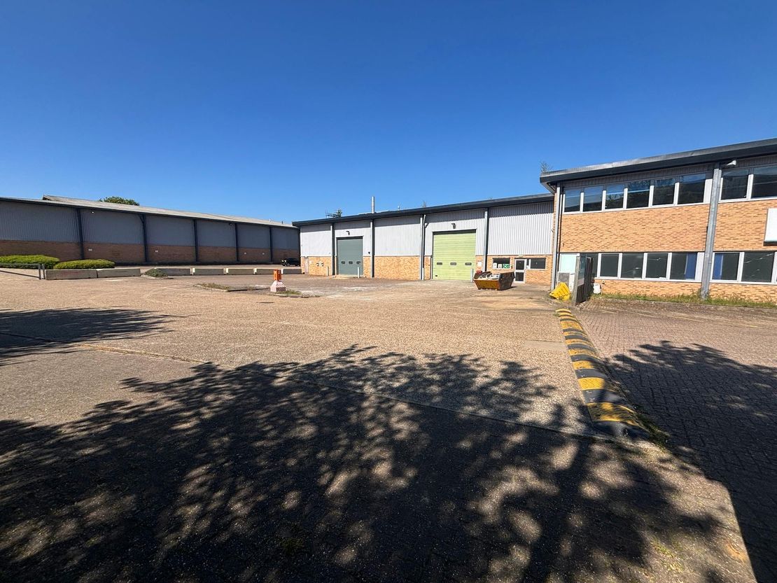Unit J, City Park, Swiftfields, Welwyn Garden City, AL7 1LY