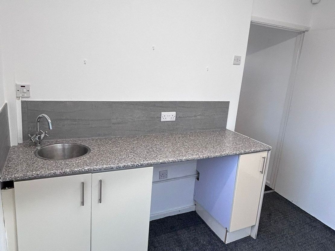 Swift House, 16 High Street, Staveley, Chesterfield, Derbyshire, S43 3UX