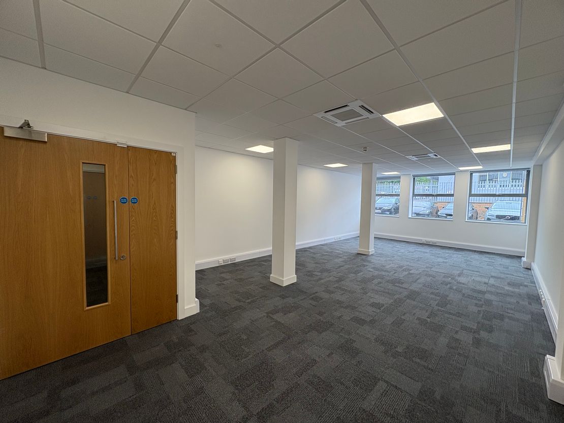 Office 2 Lakeview House, Bond Avenue, Bletchley Milton Keynes, Buckinghamshire, MK1 1FB