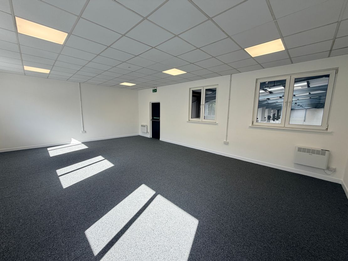 1A Whitings Way, London, Greater London, E6 6LR