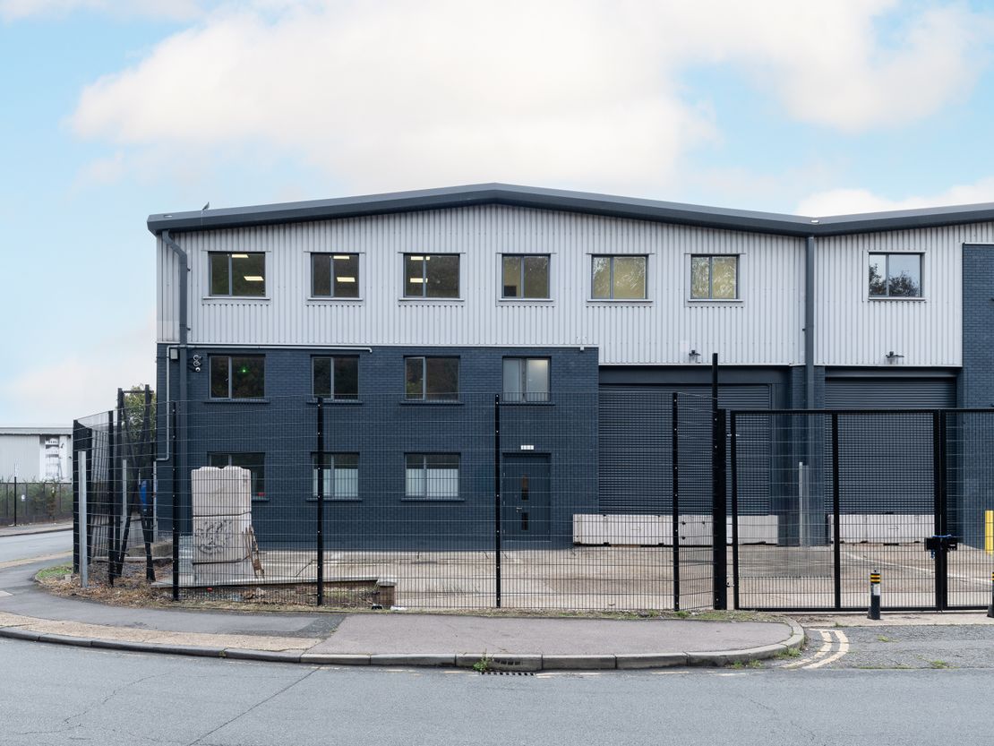 1A Whitings Way, London, Greater London, E6 6LR