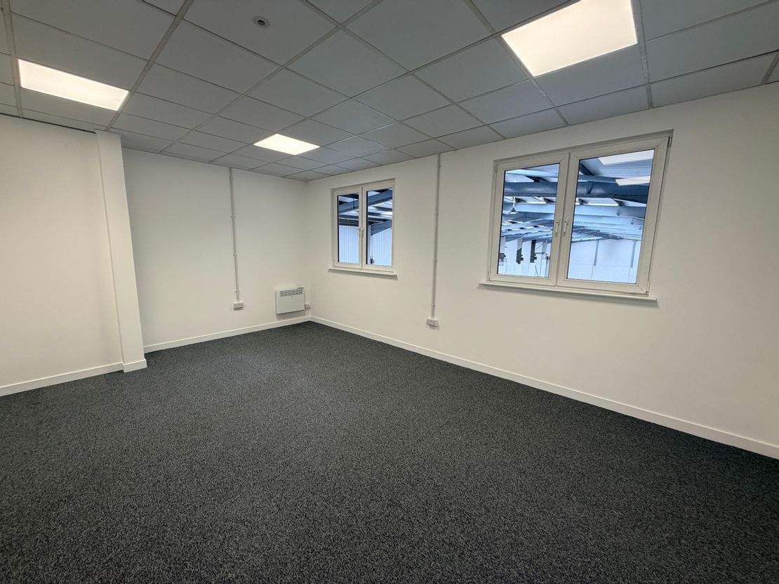 1A Whitings Way, London, Greater London, E6 6LR