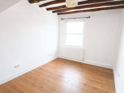 Property Image for 12 Market Place, Market Bosworth, Leicestershire, CV13 0LE